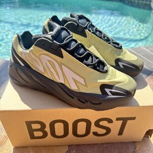 Adidas Yeezy Boost 700 MNVN Resin Men's Athletic Shoes GW9525